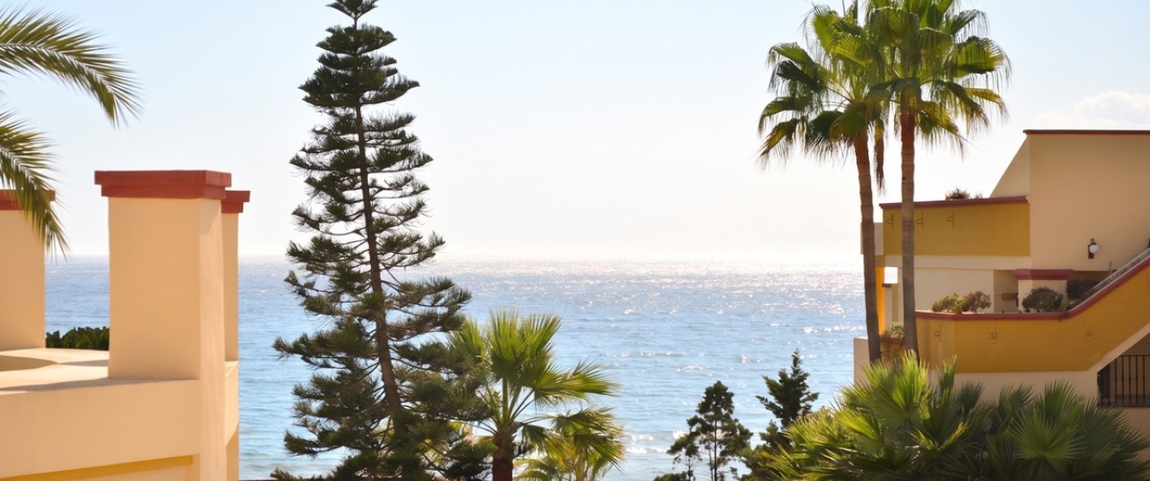 Resale - apartment - Marbella - Elviria