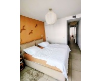 Resale - apartment - Marbella - Elviria