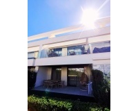 Resale - apartment - Marbella - Elviria