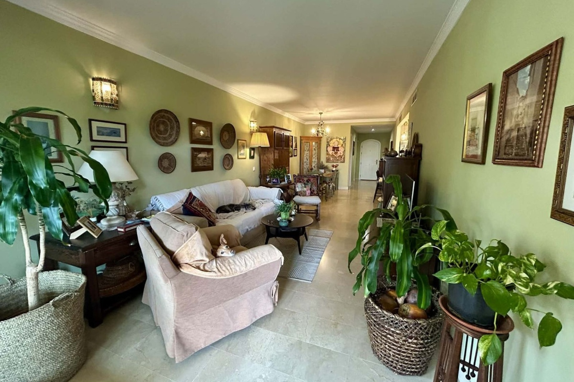Resale - apartment - Marbella - Elviria
