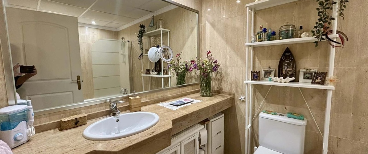 Resale - apartment - Marbella - Elviria