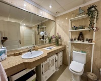 Resale - apartment - Marbella - Elviria
