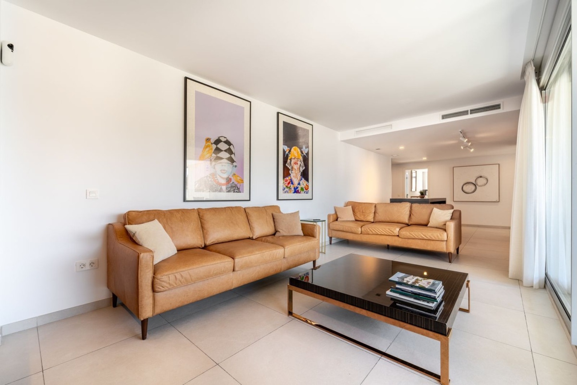 Resale - apartment - Marbella - Elviria