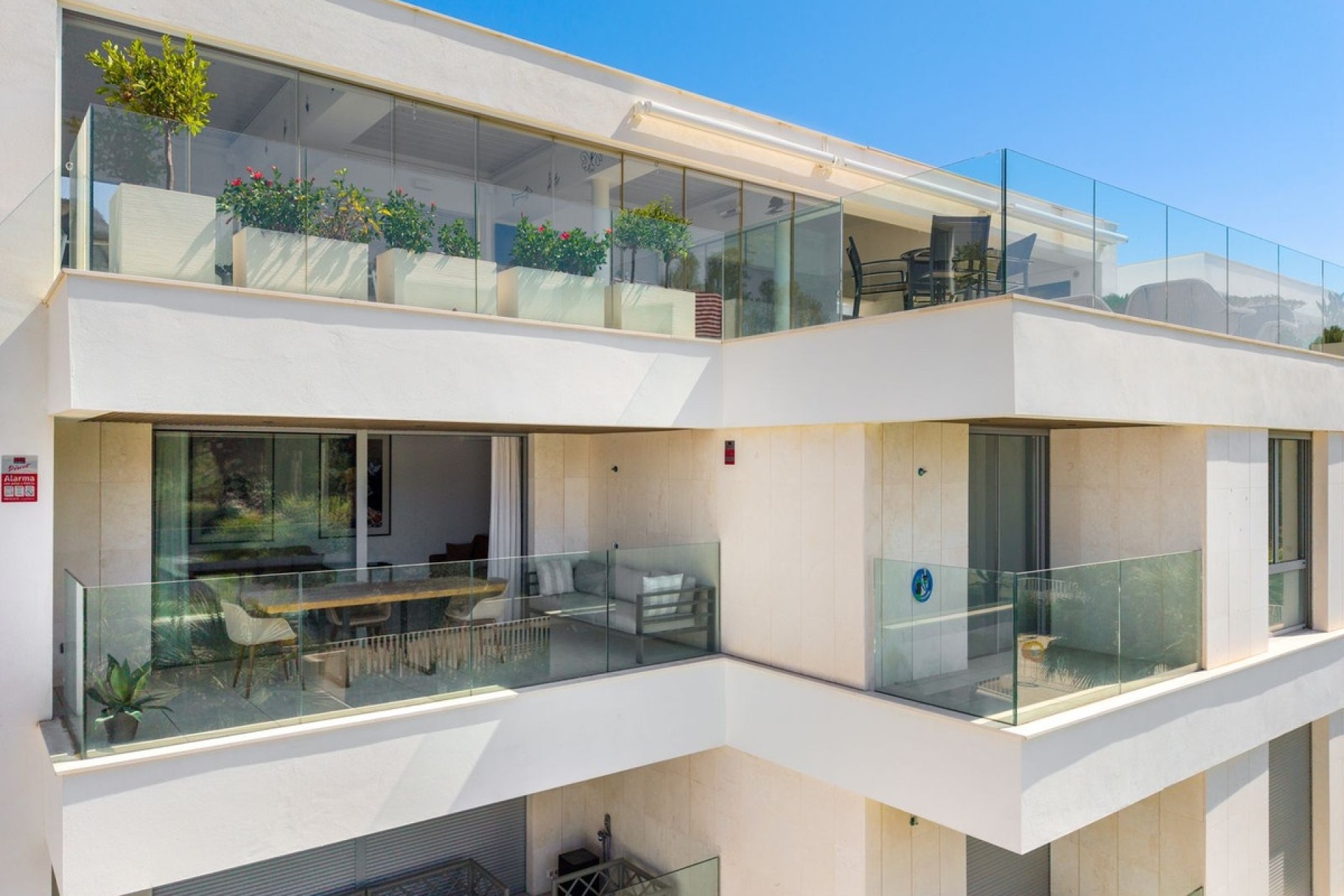 Resale - apartment - Marbella - Elviria
