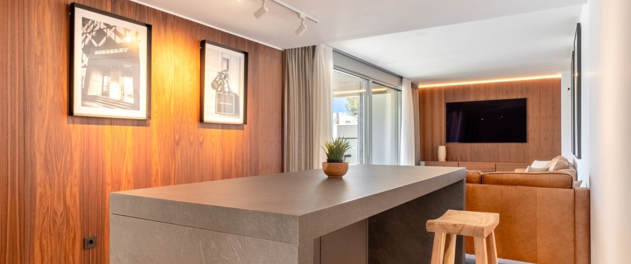 Resale - apartment - Marbella - Elviria