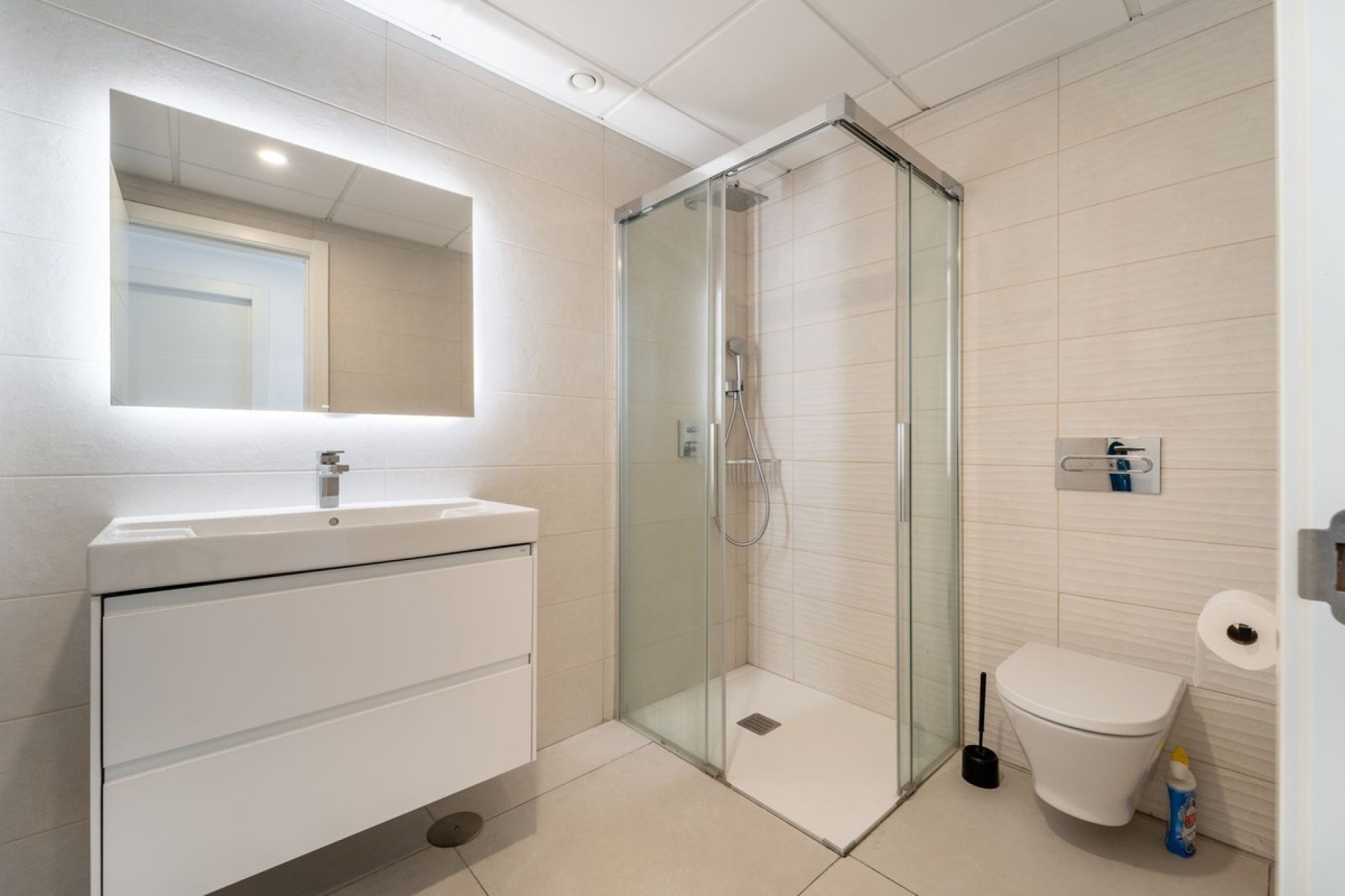 Resale - apartment - Marbella - Elviria