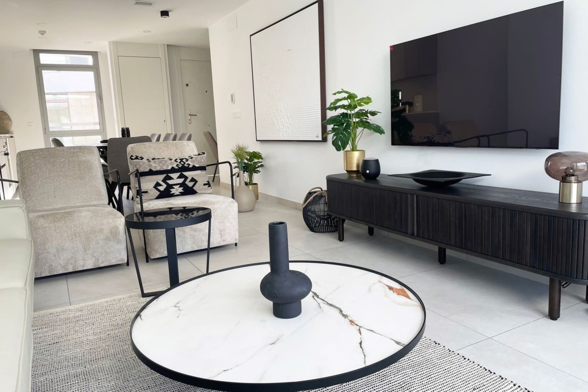 Resale - apartment - Marbella - Elviria