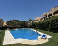 Resale - apartment - Marbella - Elviria
