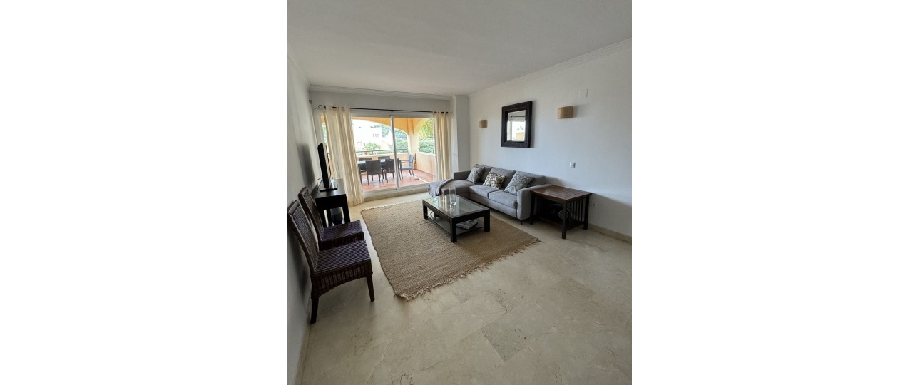 Resale - apartment - Marbella - Elviria