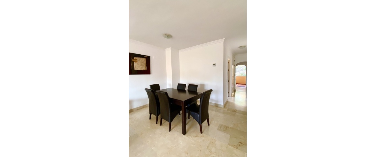 Resale - apartment - Marbella - Elviria