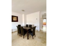 Resale - apartment - Marbella - Elviria