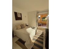 Resale - apartment - Marbella - Elviria