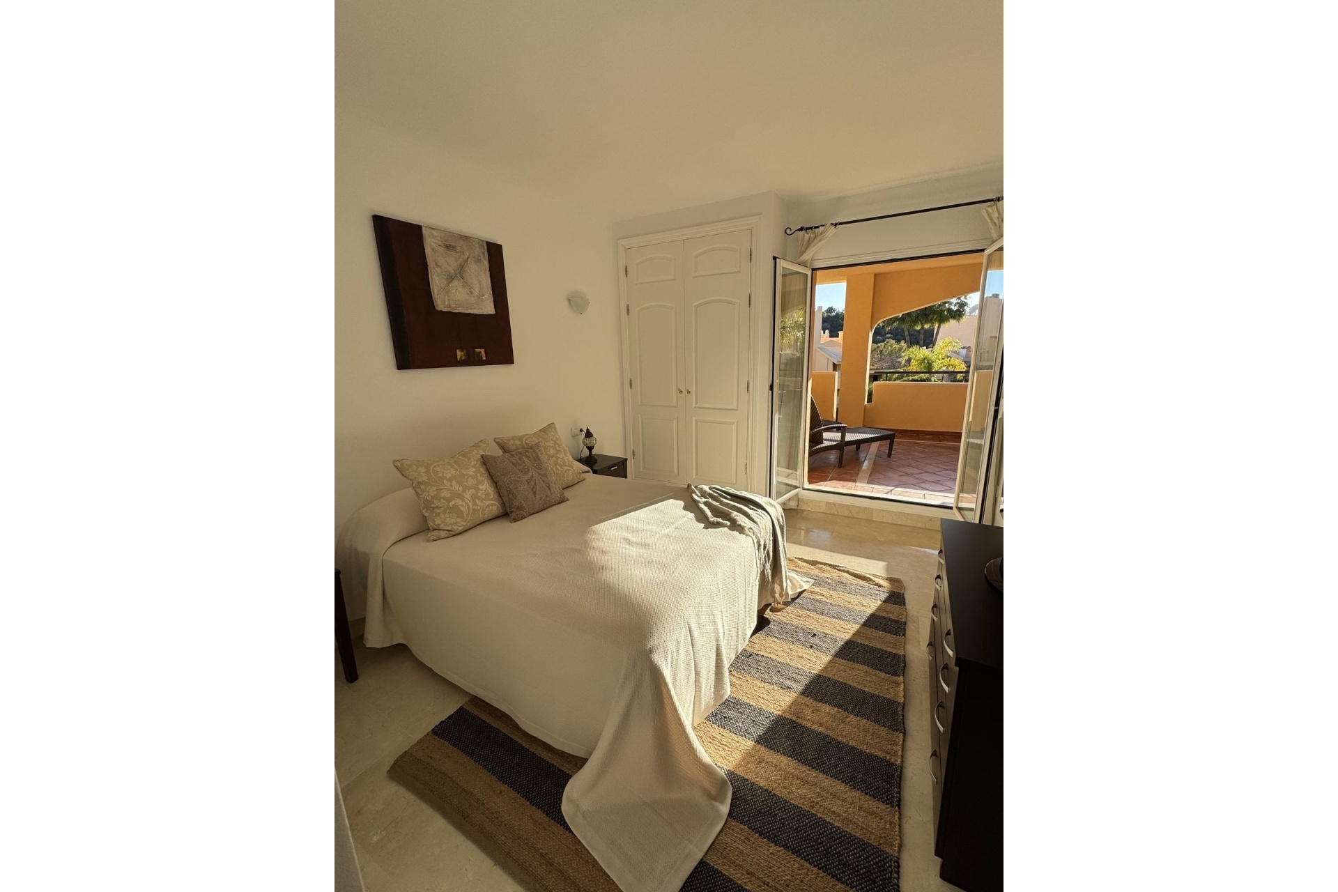 Resale - apartment - Marbella - Elviria