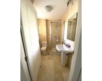 Resale - apartment - Marbella - Elviria