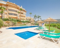 Resale - apartment - Marbella - Elviria