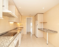 Resale - apartment - Marbella - Elviria