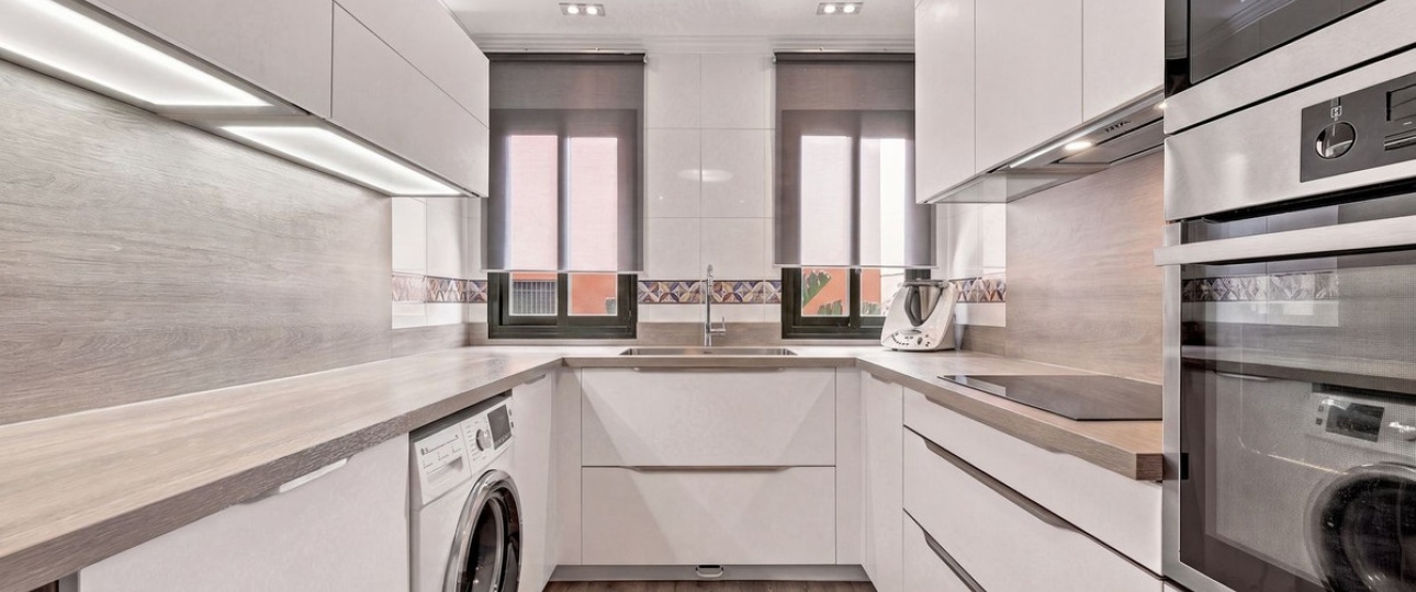 Resale - apartment - Marbella - Elviria