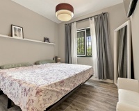 Resale - apartment - Marbella - Elviria