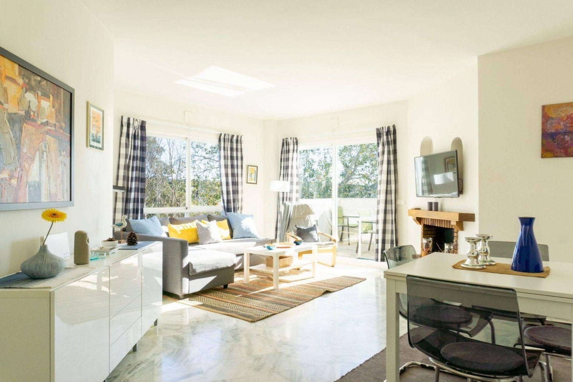 Resale - apartment - Marbella - Elviria
