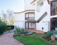 Resale - apartment - Marbella - Elviria
