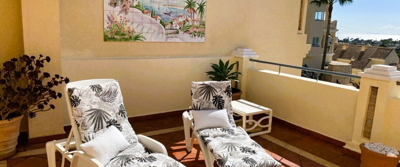 Resale - apartment - Marbella - Elviria