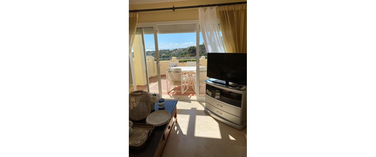 Resale - apartment - Marbella - Elviria