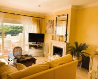 Resale - apartment - Marbella - Elviria