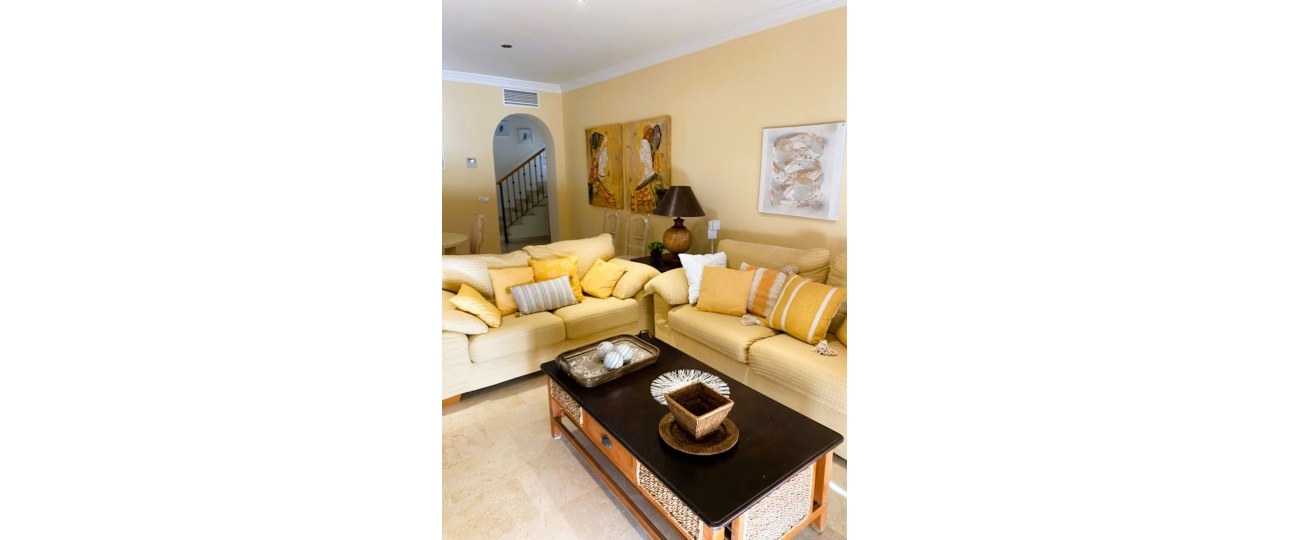Resale - apartment - Marbella - Elviria