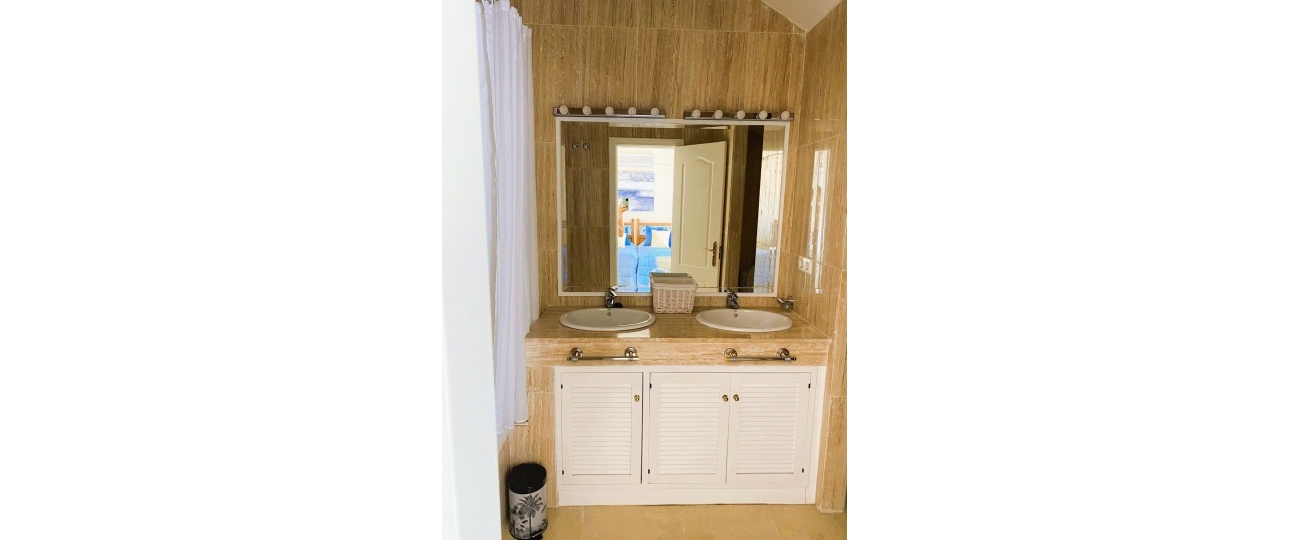 Resale - apartment - Marbella - Elviria