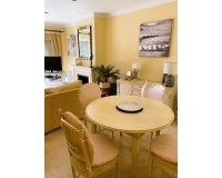 Resale - apartment - Marbella - Elviria