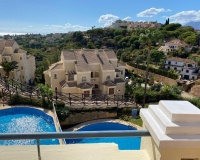 Resale - apartment - Marbella - Elviria