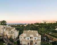 Resale - apartment - Marbella - Elviria