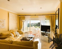 Resale - apartment - Marbella - Elviria
