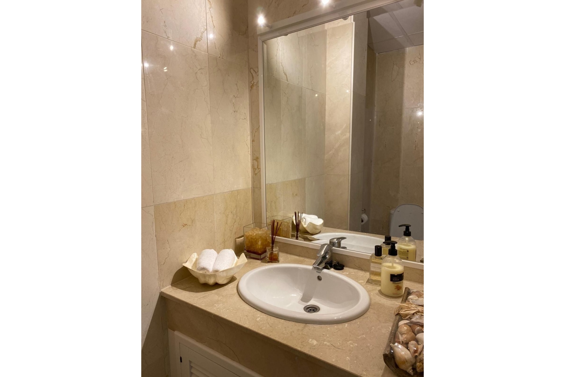 Resale - apartment - Marbella - Elviria