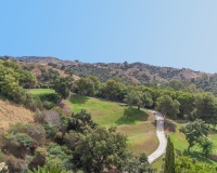 Resale - apartment - Marbella - Elviria