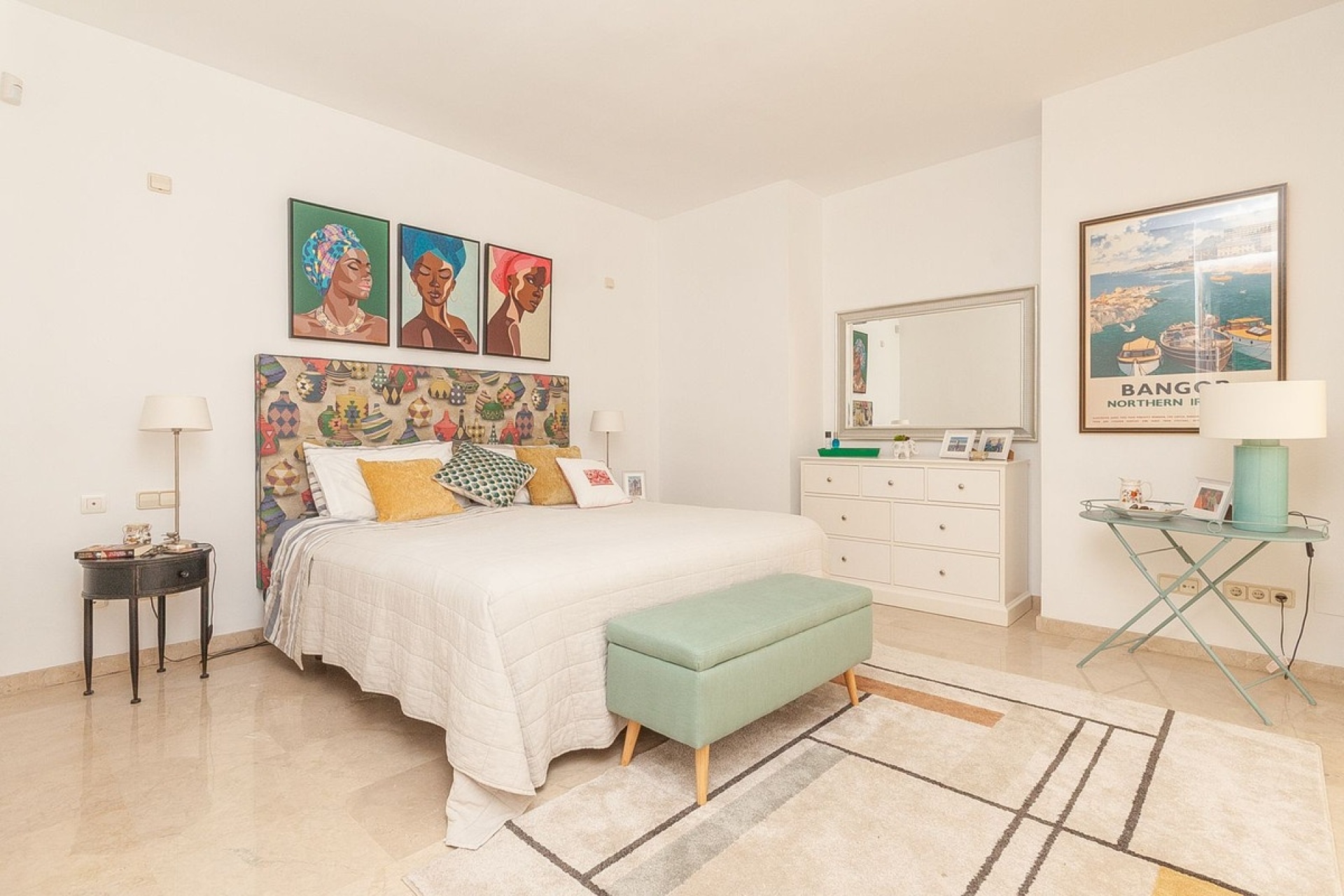 Resale - apartment - Marbella - Elviria
