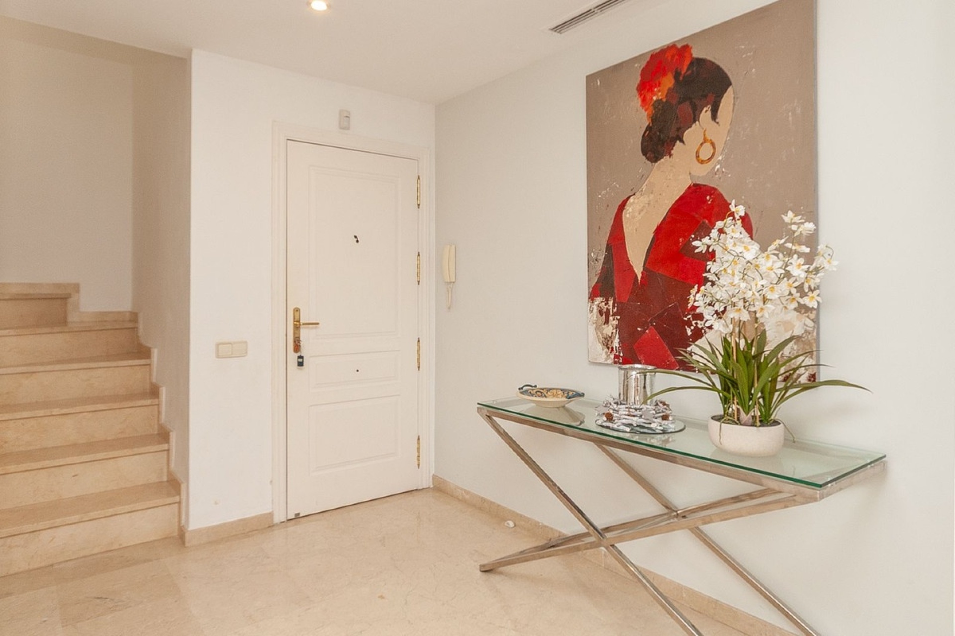 Resale - apartment - Marbella - Elviria