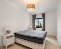 Resale - apartment - Marbella - Elviria