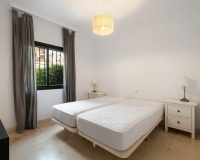 Resale - apartment - Marbella - Elviria