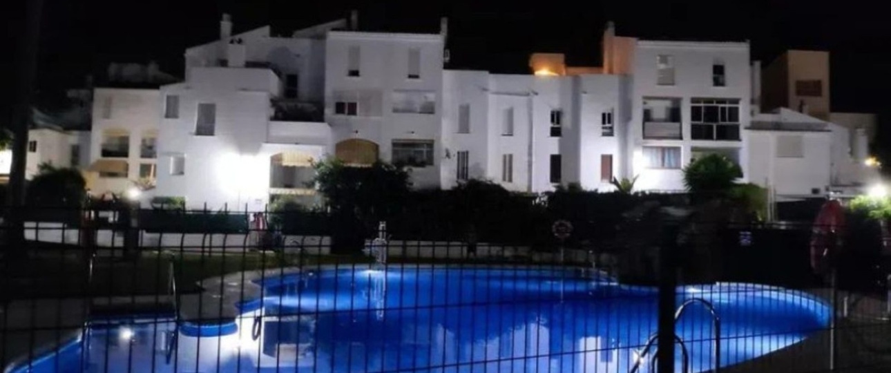 Resale - apartment - Marbella - Elviria