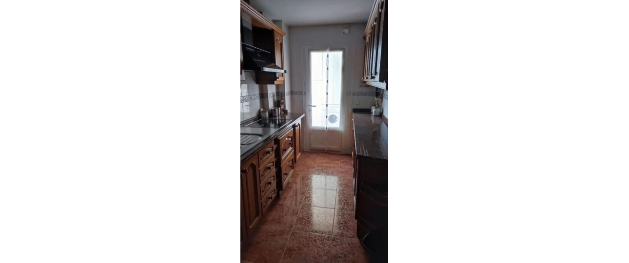 Resale - apartment - Marbella - Elviria
