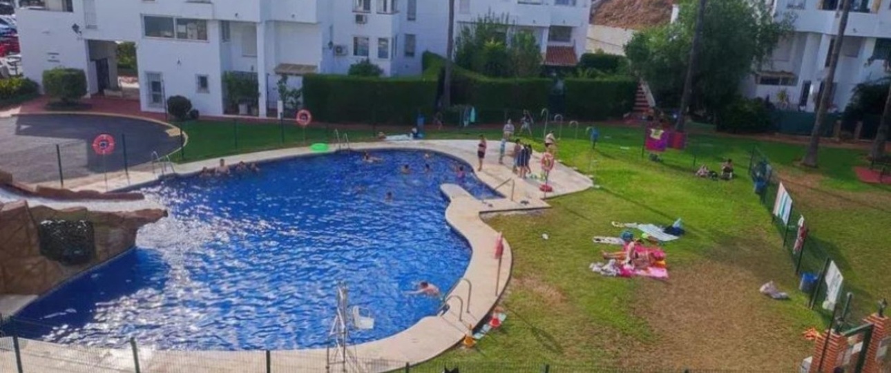 Resale - apartment - Marbella - Elviria