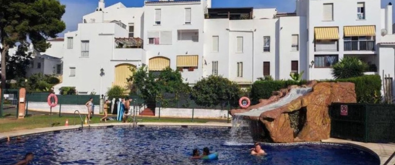 Resale - apartment - Marbella - Elviria