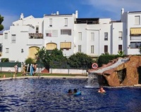 Resale - apartment - Marbella - Elviria