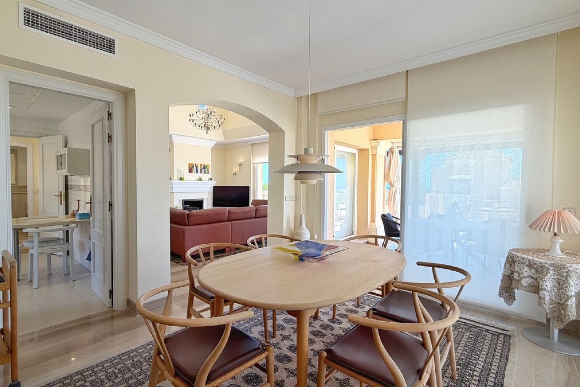 Resale - apartment - Marbella - Elviria