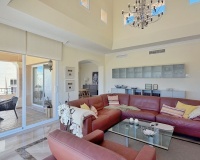 Resale - apartment - Marbella - Elviria