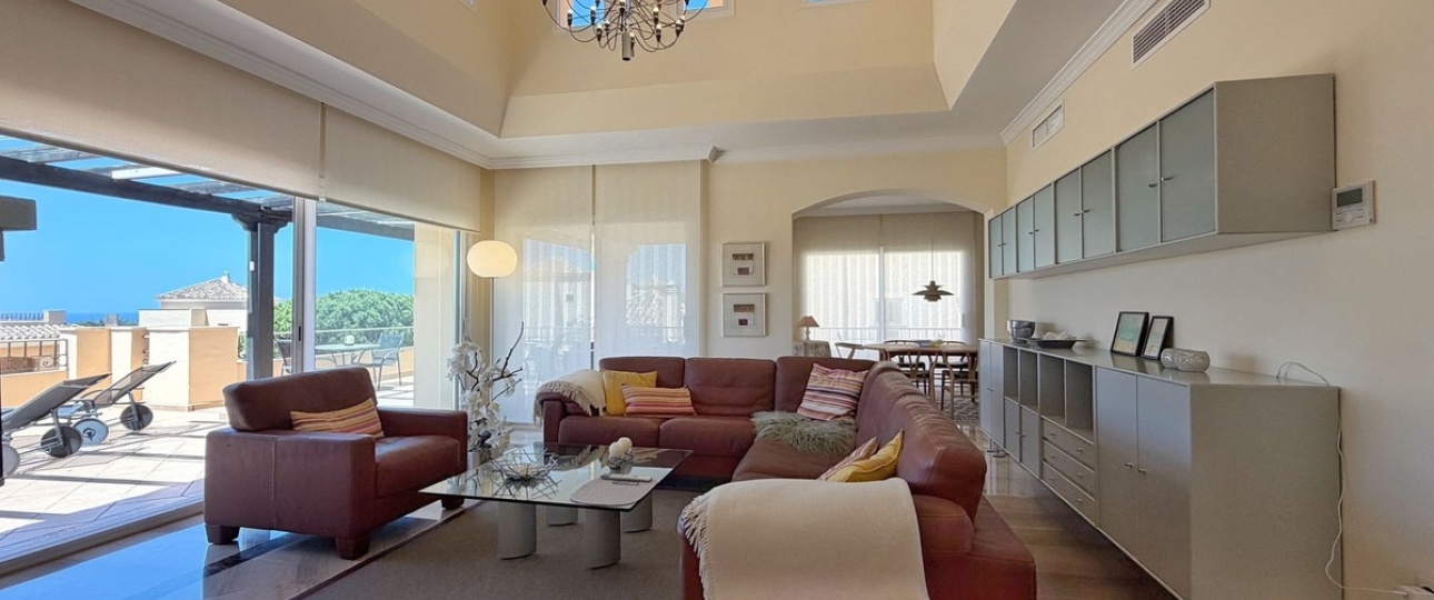 Resale - apartment - Marbella - Elviria