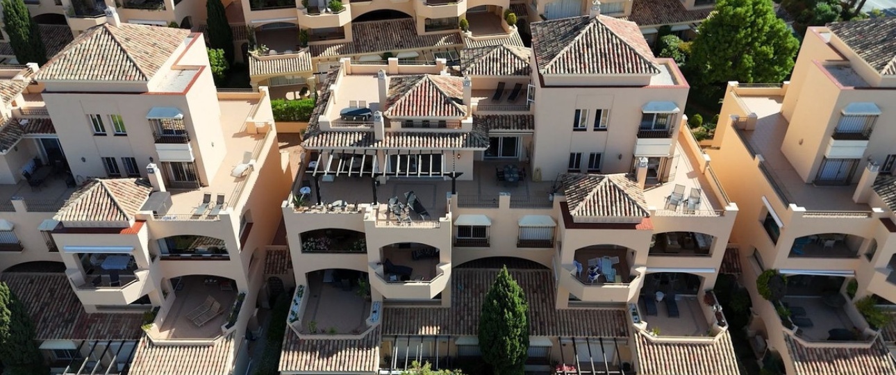 Resale - apartment - Marbella - Elviria