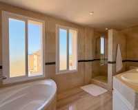 Resale - apartment - Marbella - Elviria