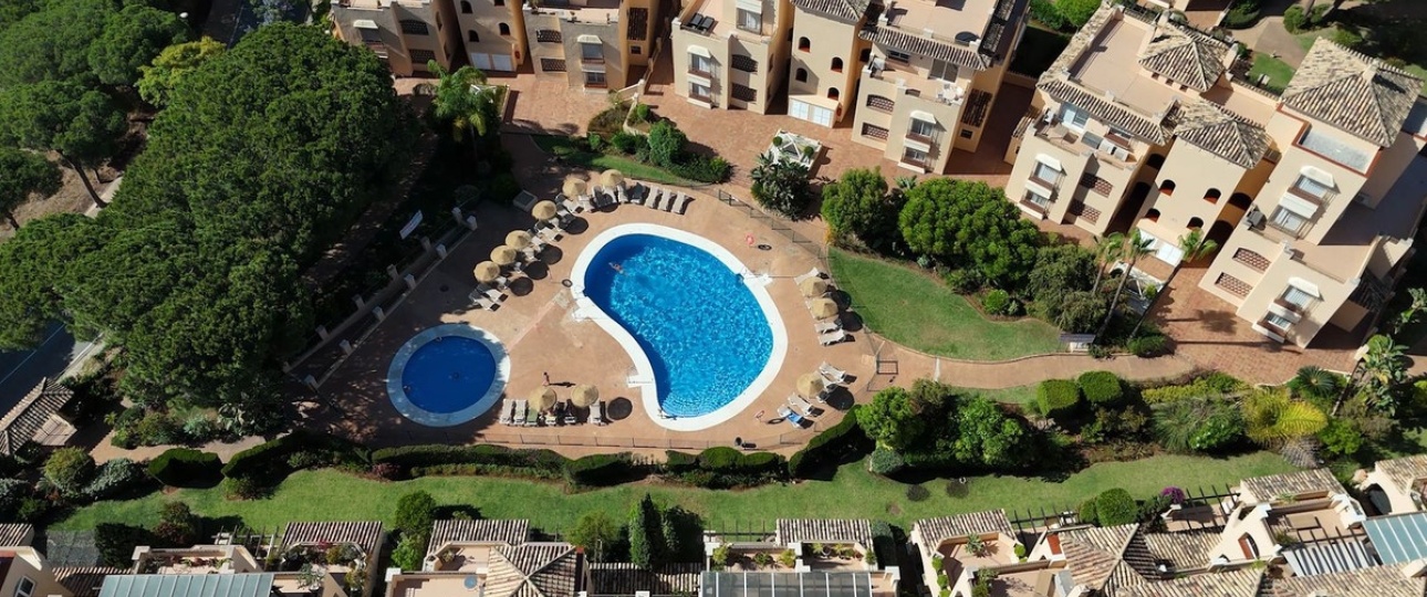 Resale - apartment - Marbella - Elviria